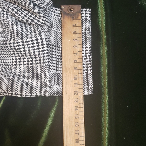 Dress - Picture 6 of 6